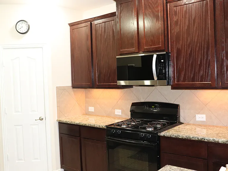 2863 Ginger Cove Ln — Photo 7