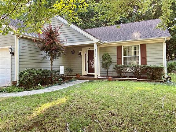 2nd image of 2911 Walsingham Ct