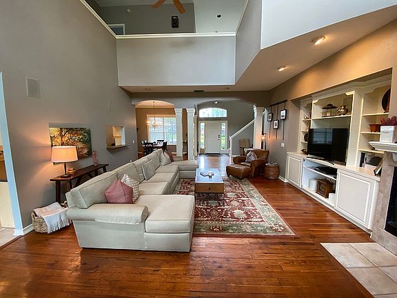 5th image of 1147 Delridge Ave