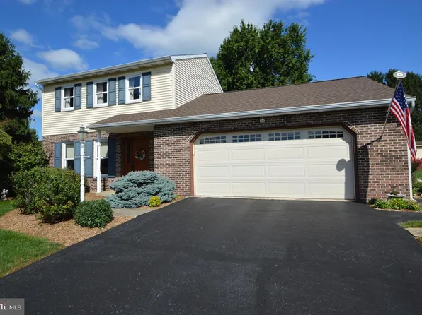 224 Andrea Dr, Lititz, PA 17543