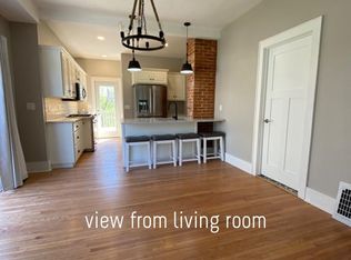 1534 Parkway St, Dubuque, IA 52001