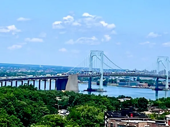 1 Bay Club Drive #15W, Bayside, NY 11360
