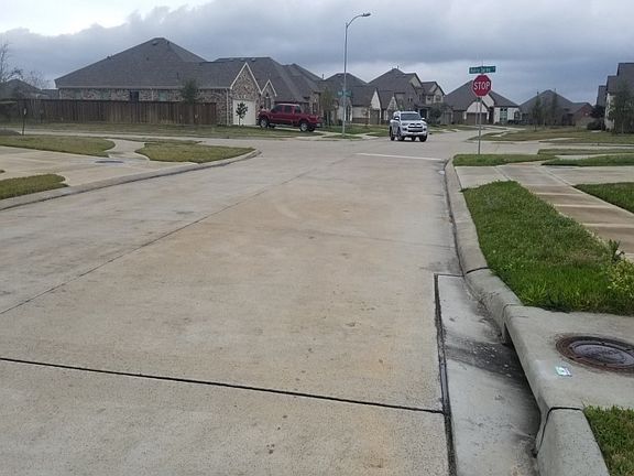 4th image of 3306 Regal Park Ln