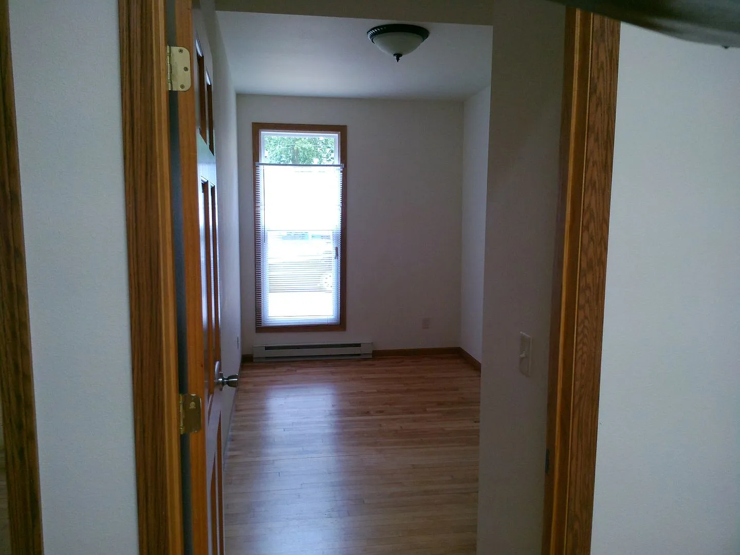 2 bed, 900 sqft, $980 — Photo 4