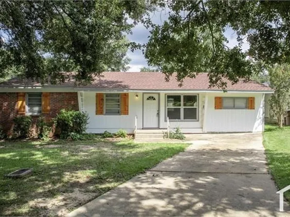 1462 Wilkins Rd, Mobile, AL 36618