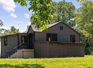 107 Oak Grove Rd, Flemington, NJ 08822
