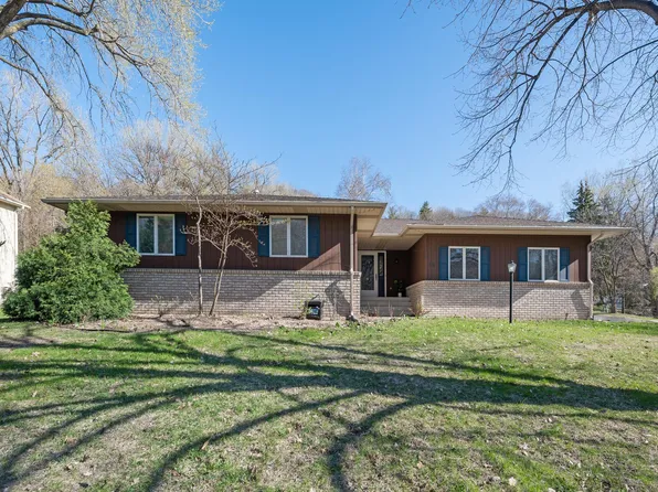 15 Emerson Ave W, West Saint Paul, MN 55118