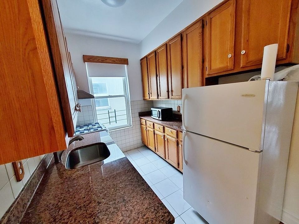 1st image of 50-53 42nd St #3