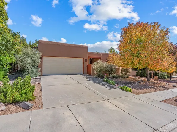 2305 Brother Abdon Way, Santa Fe, NM 87505