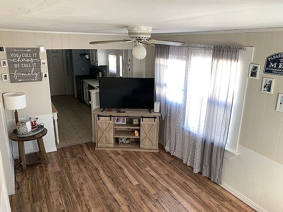 4th image of 8573 Park Ave