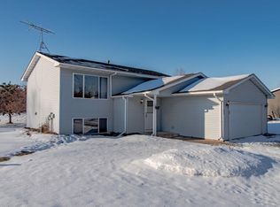 37102 Fenway Ave, North Branch, MN 55056