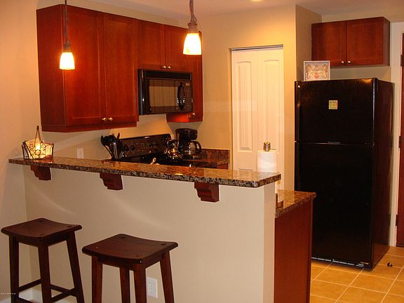 4th image of 955 Registry Blvd #0