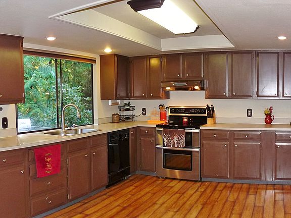 4th image of 7825 NE Forest Ridge Ln
