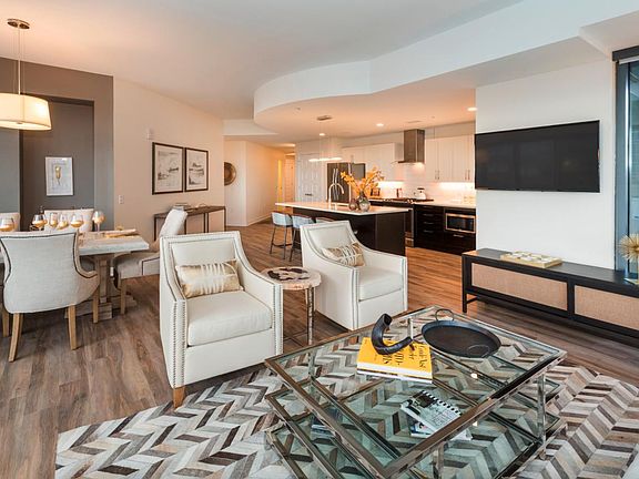 5th image of 219 Gaylord St #306