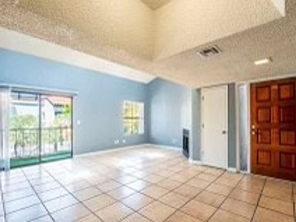 5th image of 331 W Pastime Rd #211