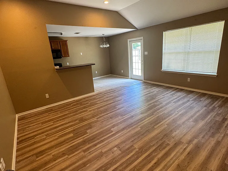 17109 Tealwood — Photo 17