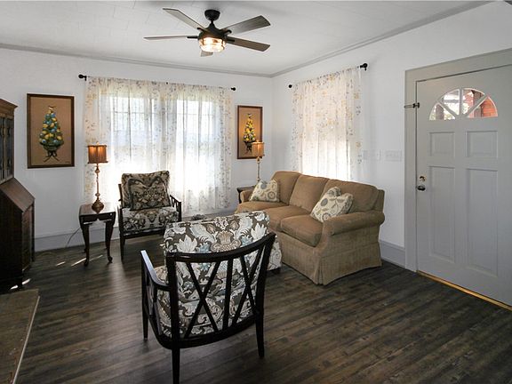 4th image of 413 S Depot St