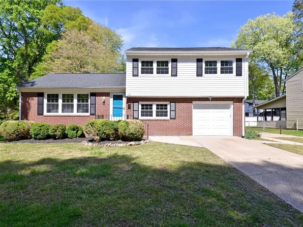 26 Ridgewood Pkwy, Newport News, VA 23608