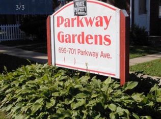 701 Parkway Ave APT B2, Ewing, NJ 08618