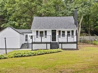 23 Thoreau St, Billerica, MA 01821