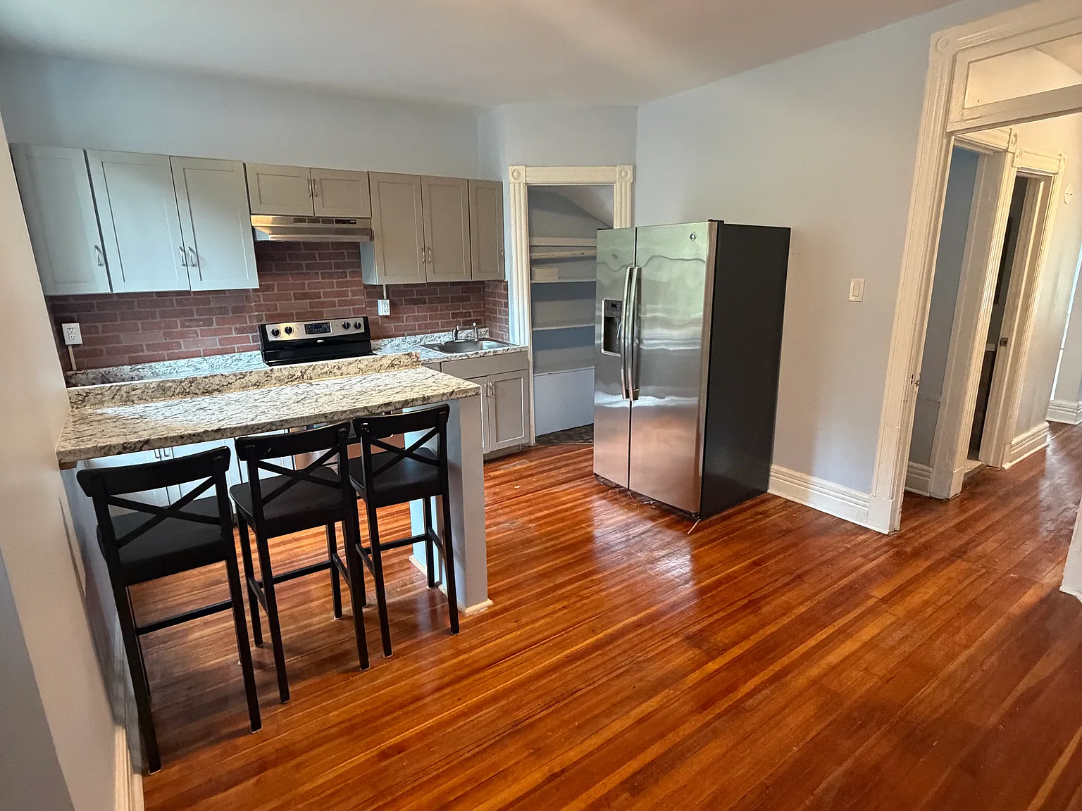 3 bed, $2,100 — Photo 1