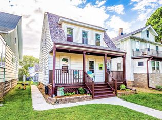 1305 S 74th St, West Allis, WI 53214