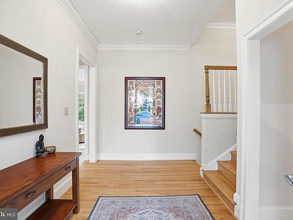 4th image of 8455 Portland Pl