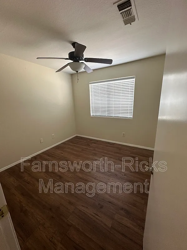 Stonegate Estates — Photo 4