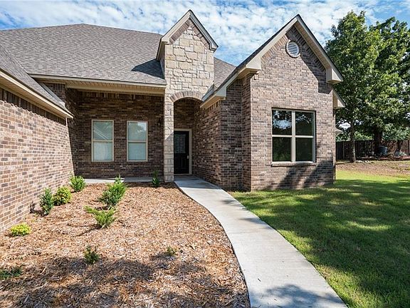 2nd image of 3725 Ashebury Point