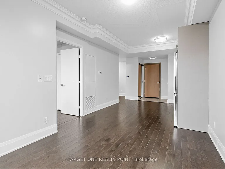 28 Uptown Dr E #RG20 — Photo 10
