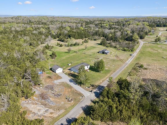 3rd image of 2045 Gentle Rd