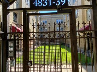 4837 W Addison St #1N, Chicago, IL 60641