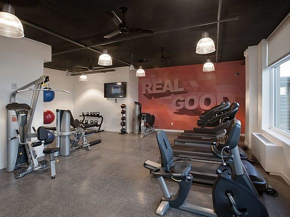 4th image of 6155 Junction Blvd #27J