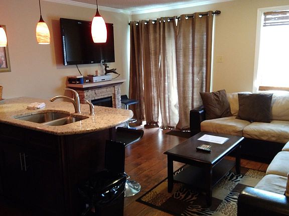2nd image of 207 Mountain Lodge #207