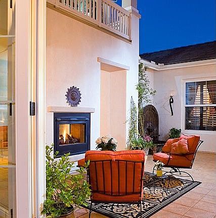 Peaceful Atrium/Courtyard