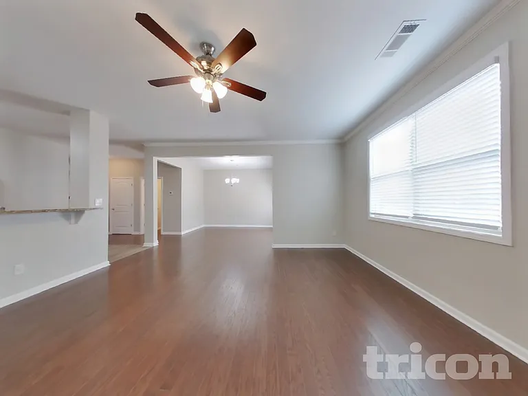 223 Madison Ave — Photo 2