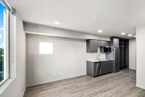 Floor plan 203