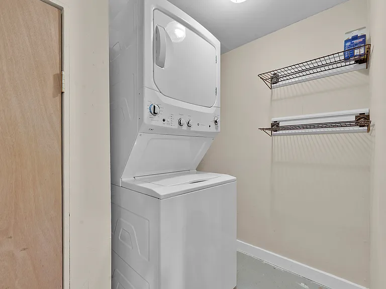 30 W Jackson Rd — Photo 25