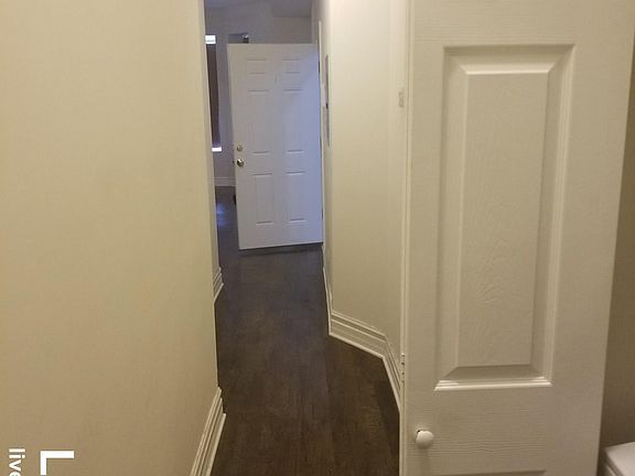 3rd image of 2049 W Division St #2K