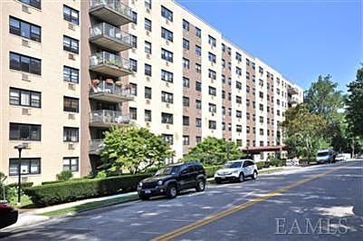 2nd image of 1085 Warburton Ave 106 #106