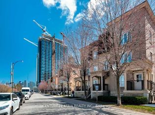 42 Western Battery Rd #714, Toronto, ON M6K 3P1