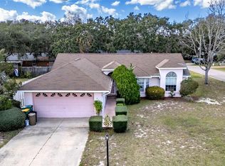 410 Cricket Hollow Ln, Eustis, FL 32726