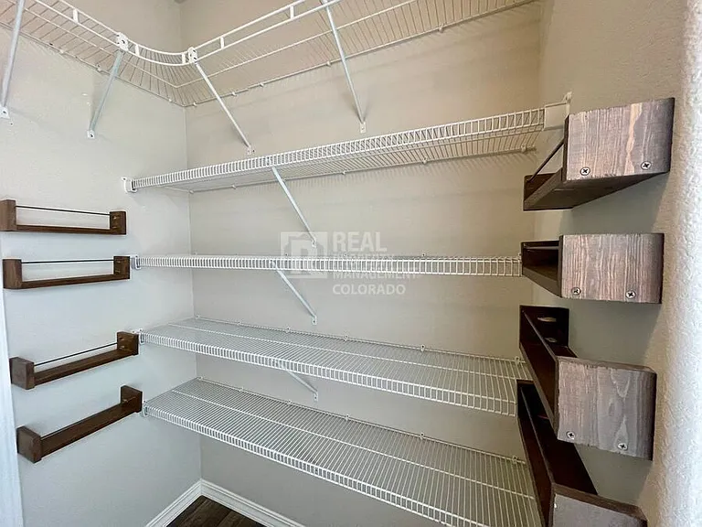 4536 Samaritan Loop — Photo 7