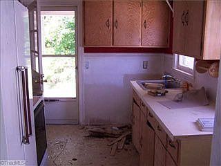 2nd image of 1512 Lovett St