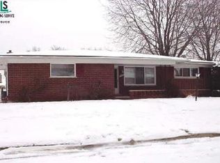 13427 Dominic Ct, Warren, MI