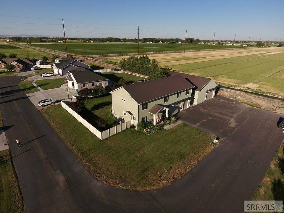 1st image of 2020 Timberview Dr