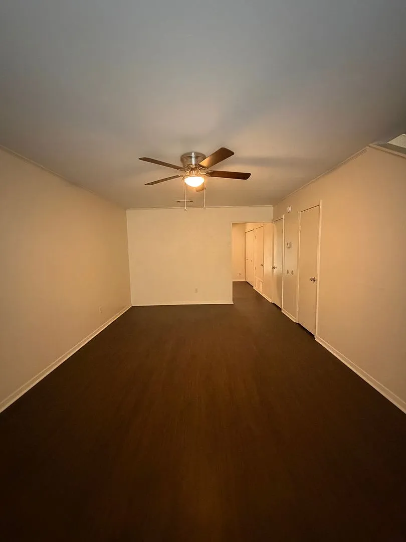 Townhouse available — Photo 4