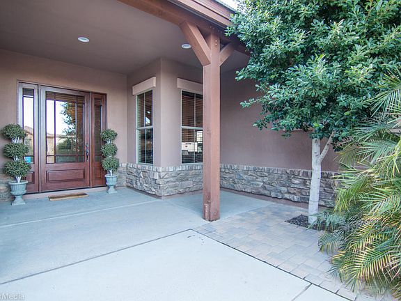 4th image of 3237 E Melody Dr