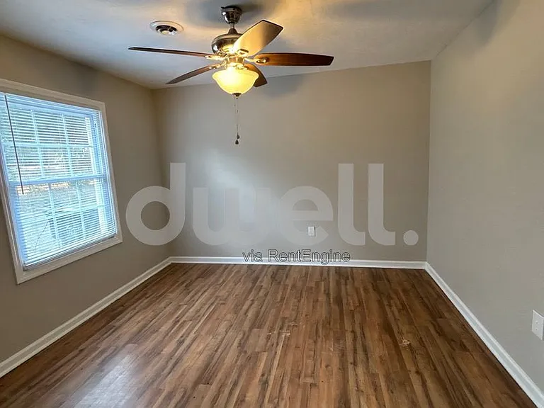 2445 Yates Dr — Photo 8
