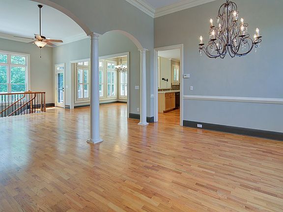 3rd image of 237 River Sound Ln